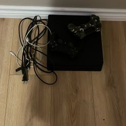 PlayStation 4 Original Black Color Has 64 Gb