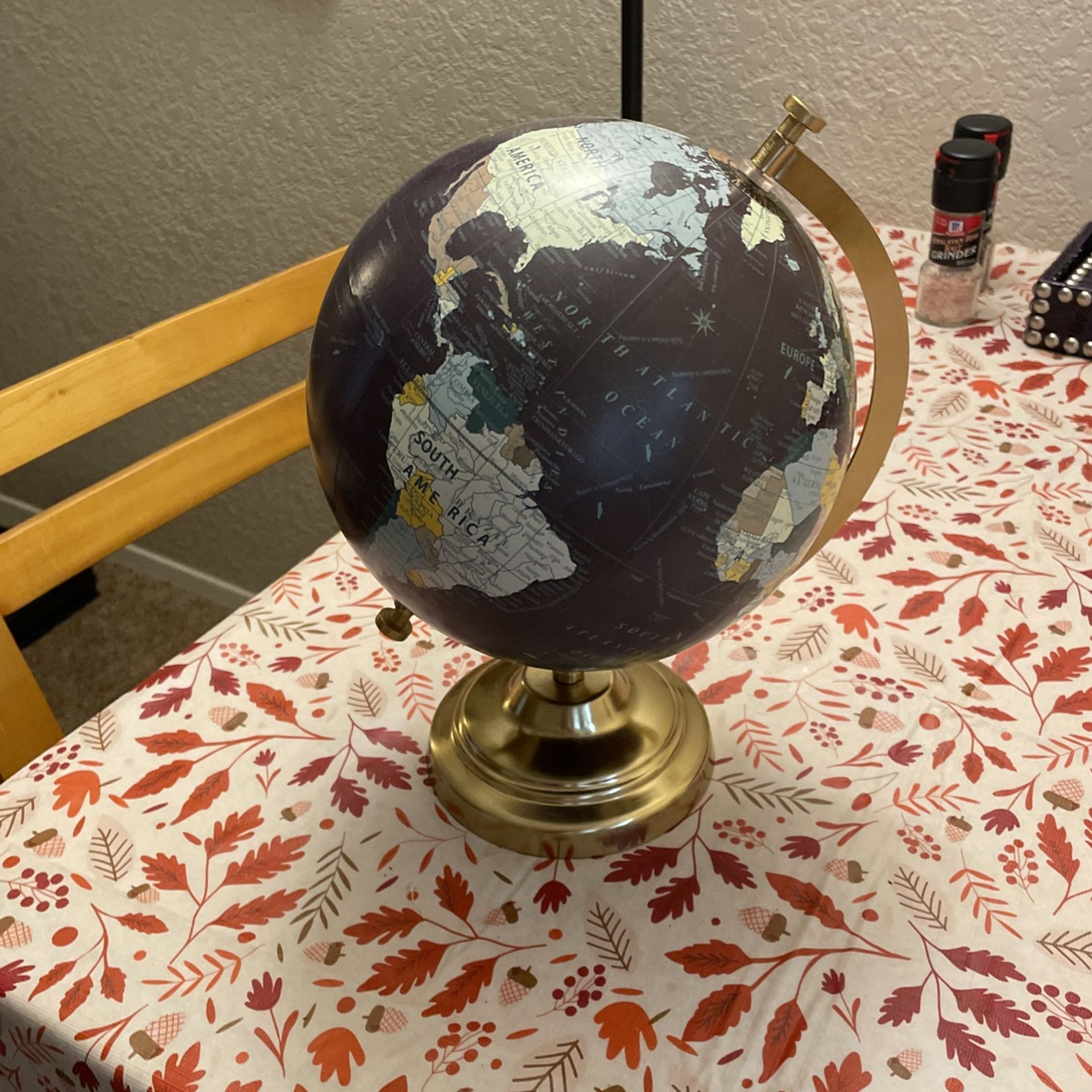 Globe