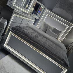 ✨️ King, Cal King, Queen Bed Frame ✨️ Furniture Sectionals, Bedrooms, Dining Avail