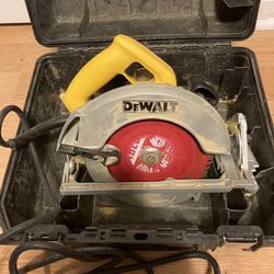 Dewalt Circular Saw (DW368)