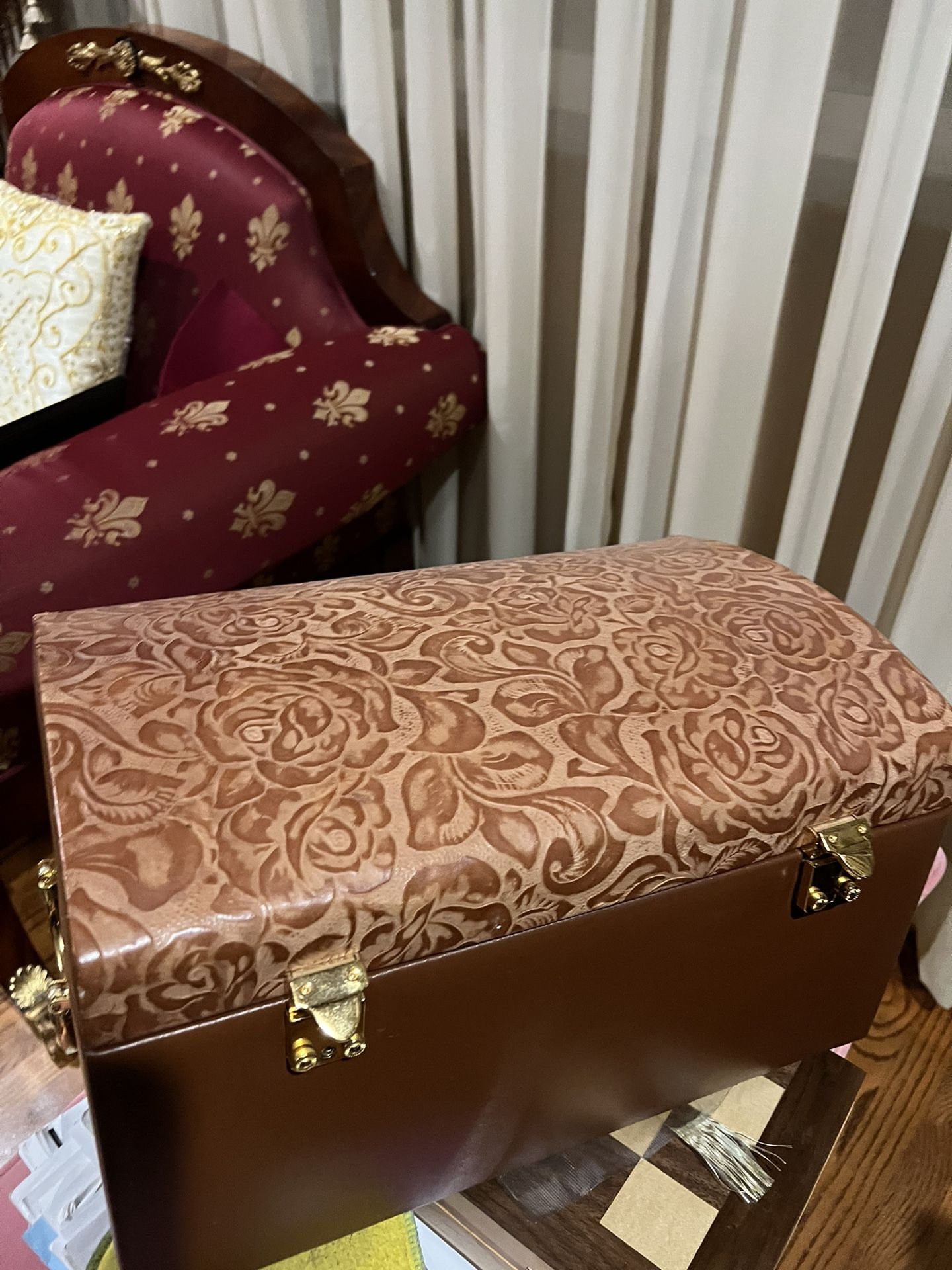 Vintage Italian Leather Jewelry Box - Used 