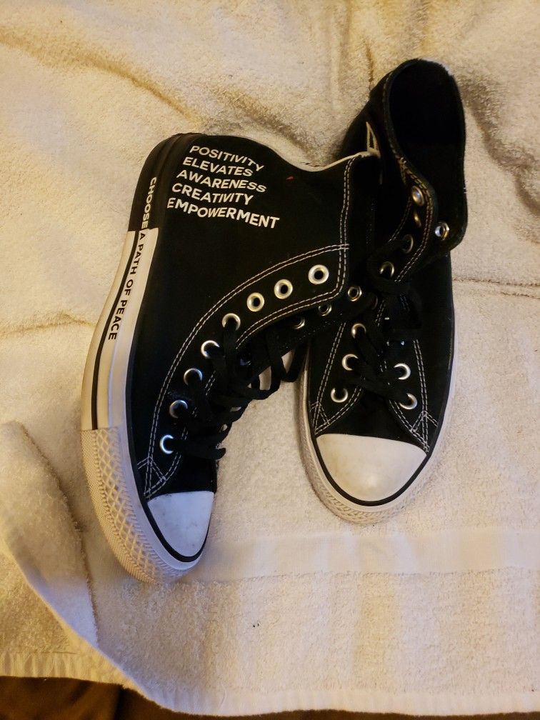 Converse Chuck Taylor Men All Star Hi Seek Peace Black White Snakers