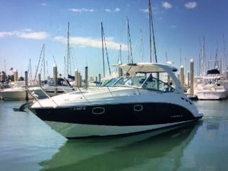 2013 Chaparral 310 Signature w/ Kohler Generator