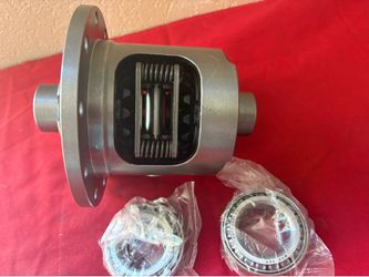 7.5 - 7.65 10 Bolt LSD with Bearings for S10, Astro Vans, Colorado