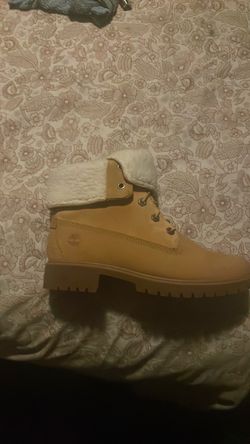 Timberland Wheat Boot with Sherpa Lining
