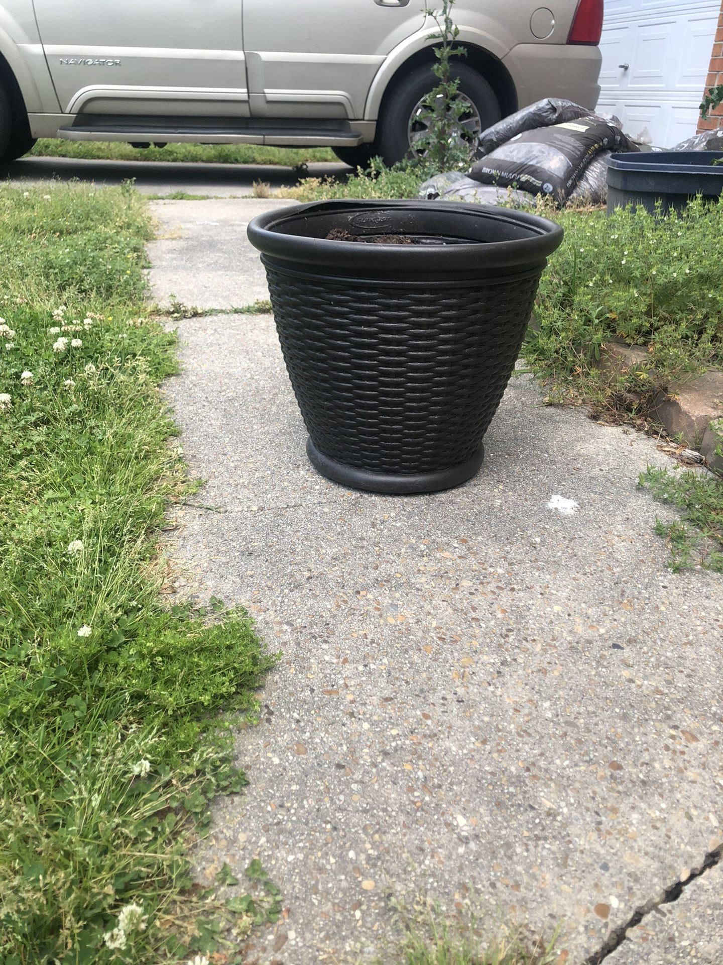 Planters/Flower Pots