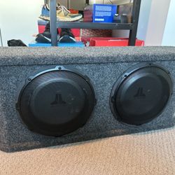 2 10 Inch JL Audio Subwoofers With Amp And Box