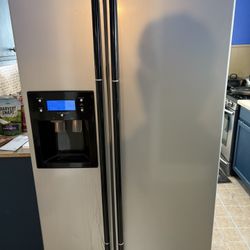 Samsung Refrigerator 