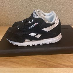Toddler size 5 Reebok 