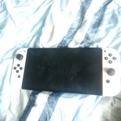 White OLED Nintendo Switch 