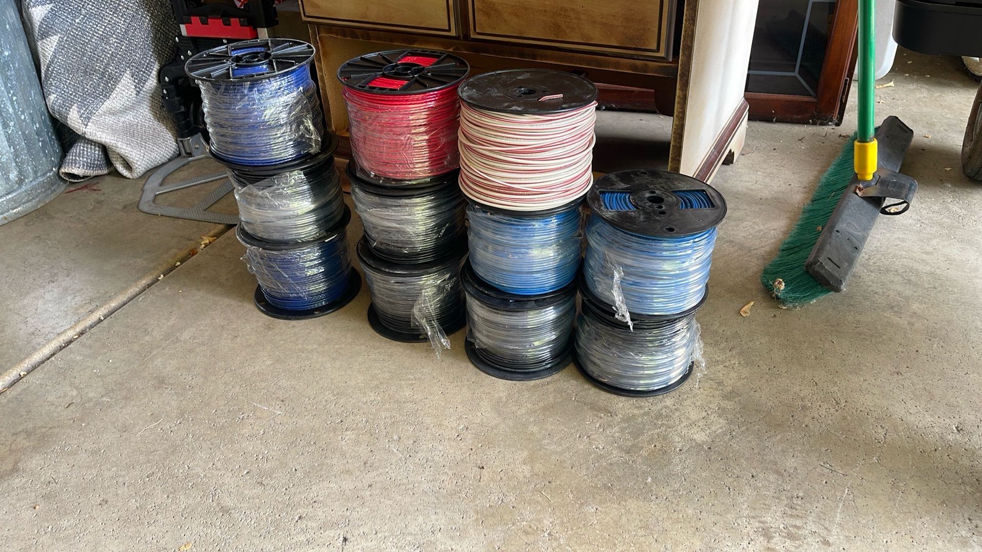#12 Stranded Wire Black ,red ,blue ,white /red Stripes