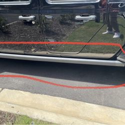 Jeep Gladiator Mopar Rock Rails Steps. 