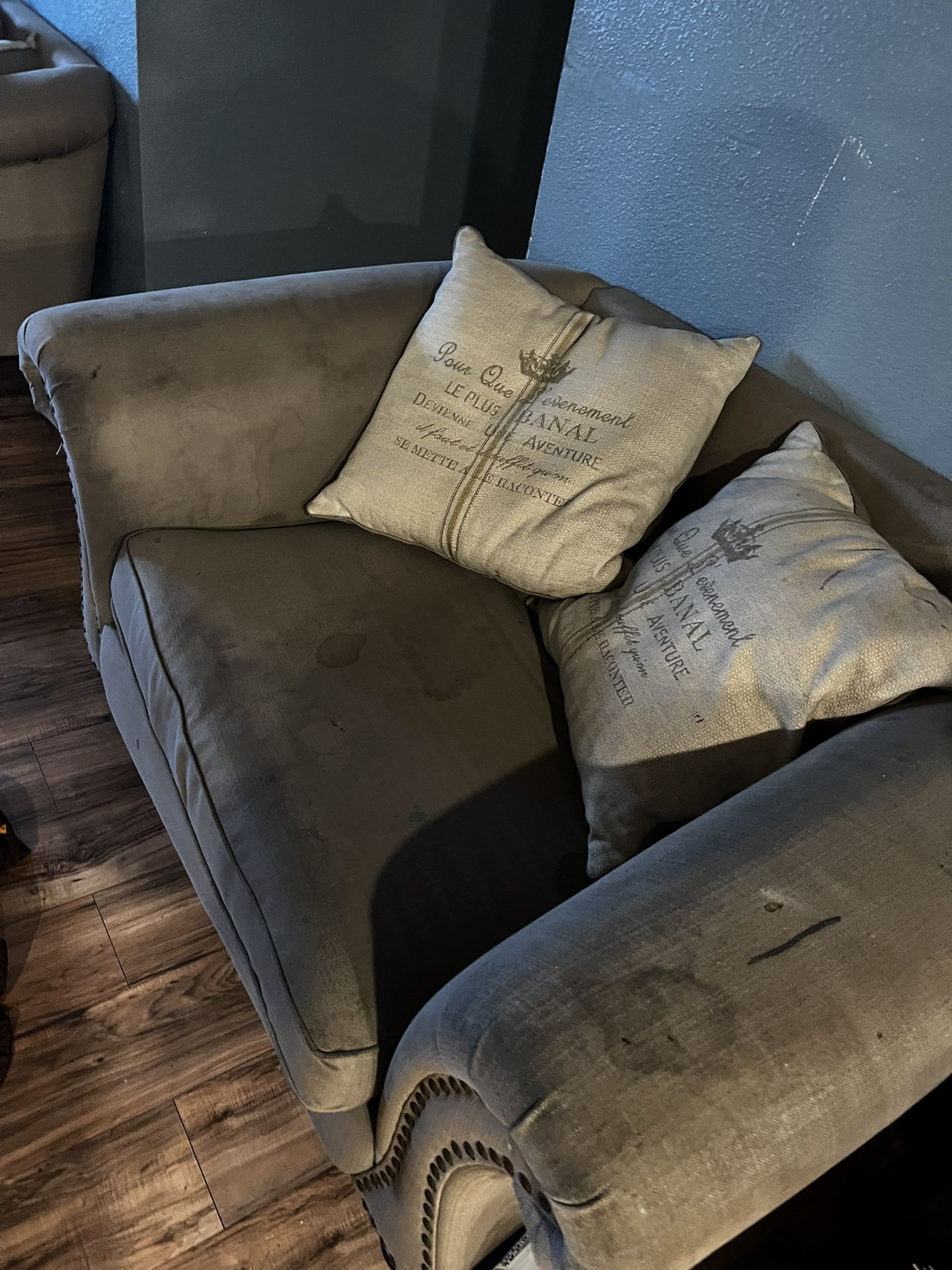 Sofa And Couch Set