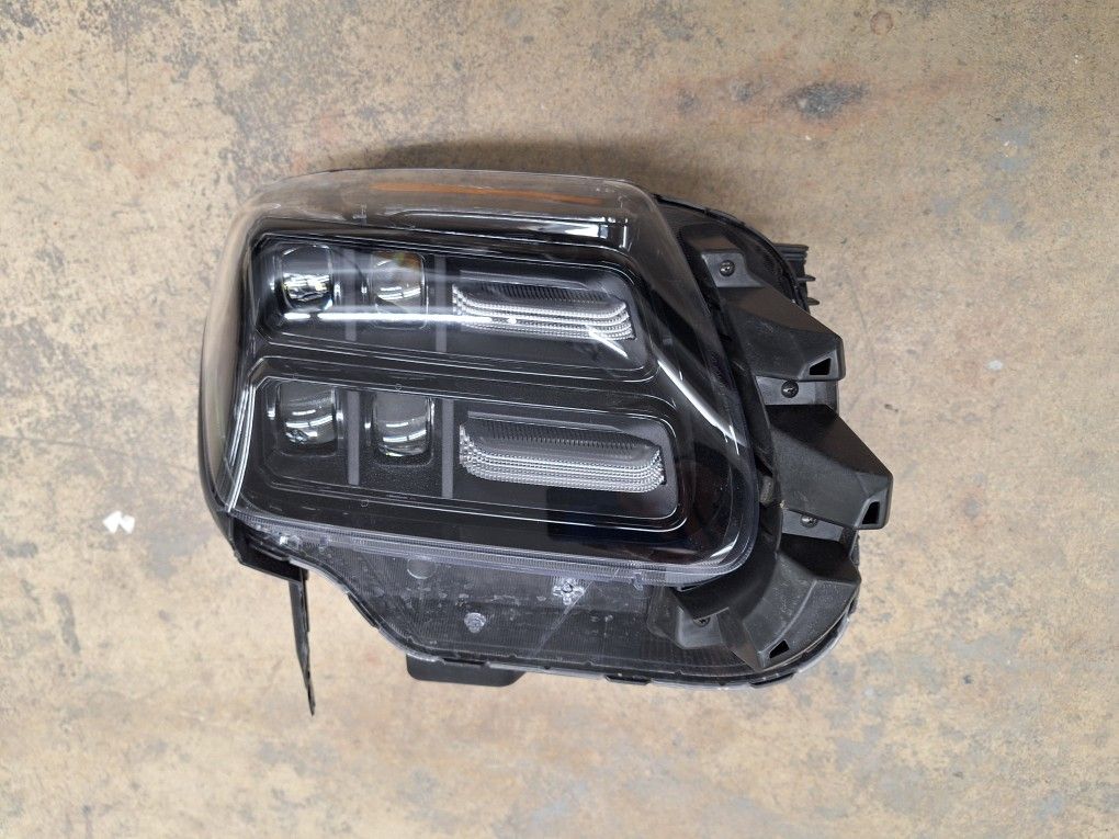 23-25 Telluride Headlight Left Driver's Side