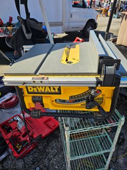 DeWalt Portable Table Saw