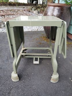 Industrial heavy duty metal table