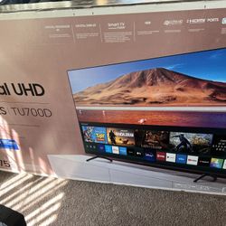 Samsung 75" Crystal UHD 7 Series TU700D