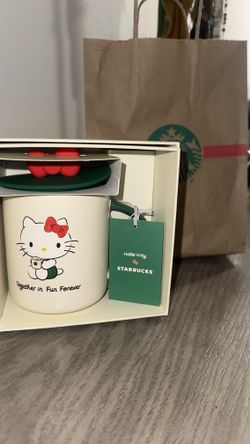 Starbucks Hello Kitty Mug