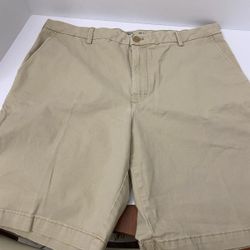 Nearly Brand New IZOD Men’s Fishing Shorts
