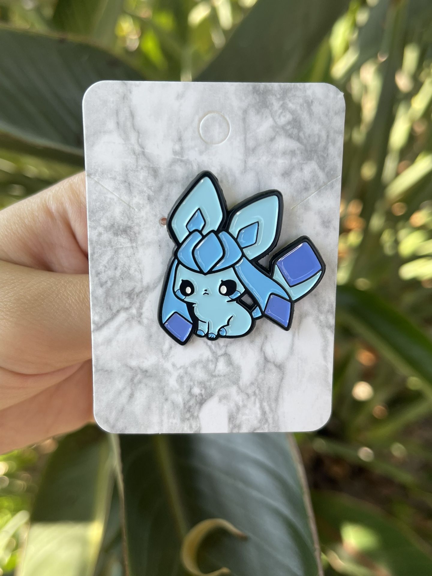 Glaceon Pokemon Pin