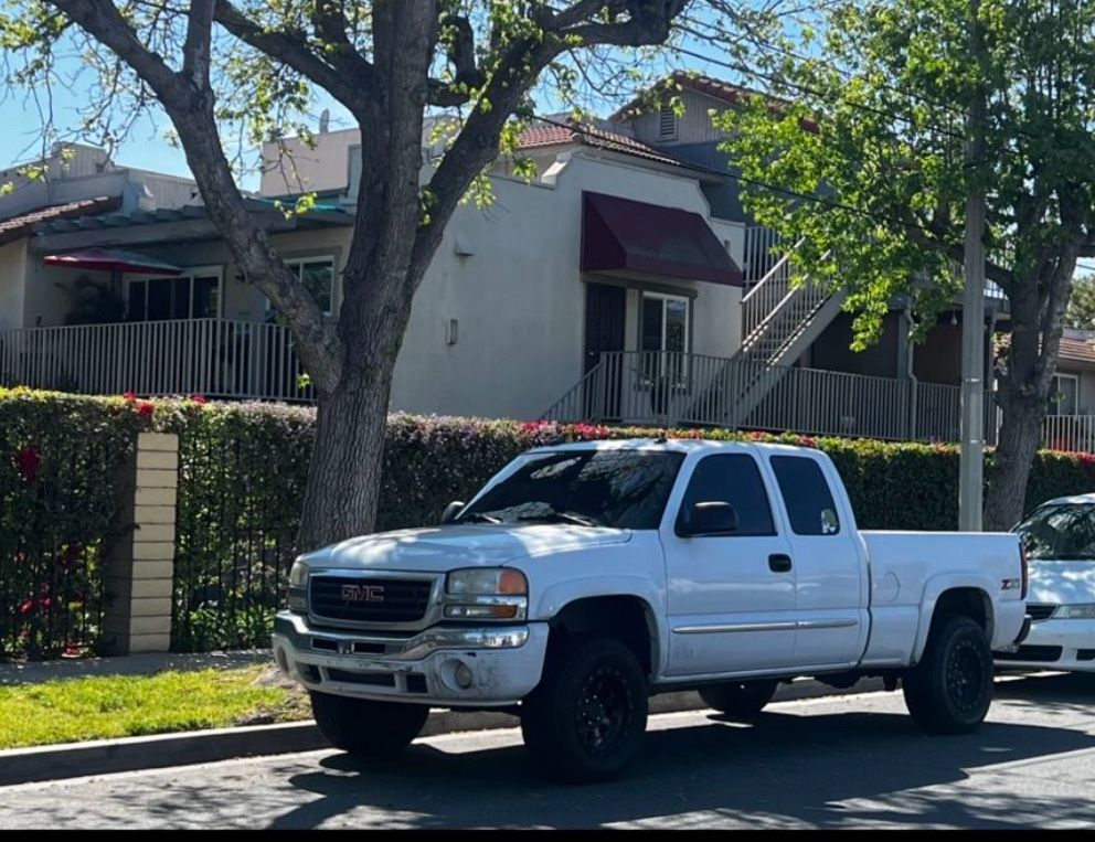 2005 GMC Sierra 1500