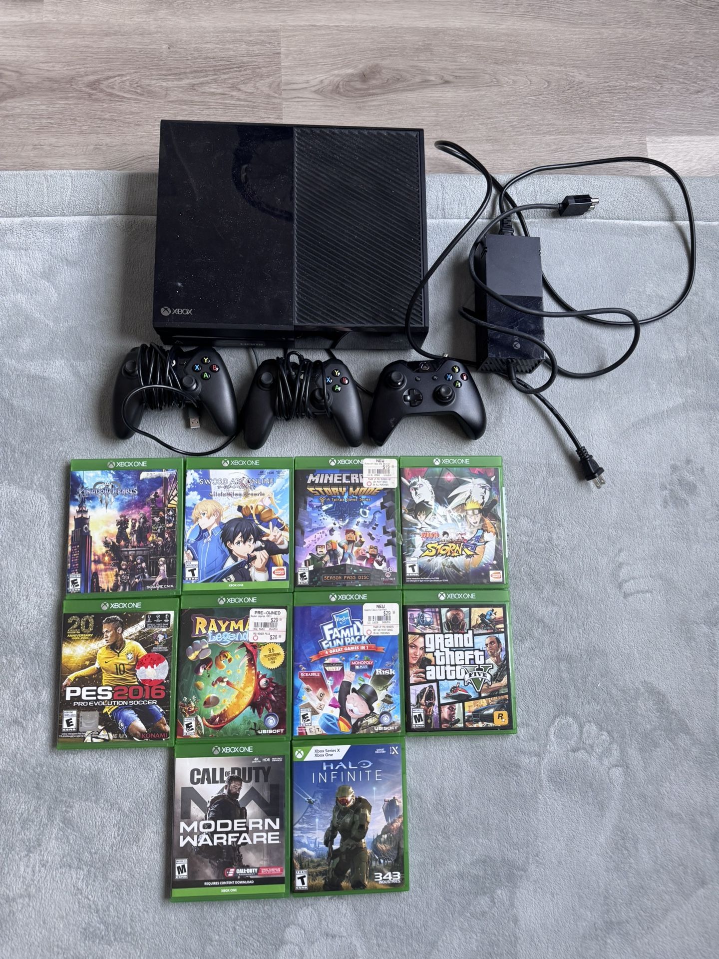 Xbox 1 With 10 Games