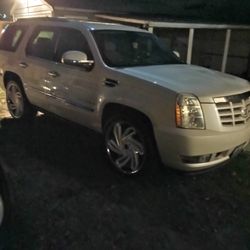Cadillac Escalade 