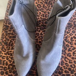 Leather Ankle Boots- Grey