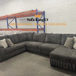 Free Delivery* Like New Gray Sectional Sofa! Couch Couches Sectional Gray Grey