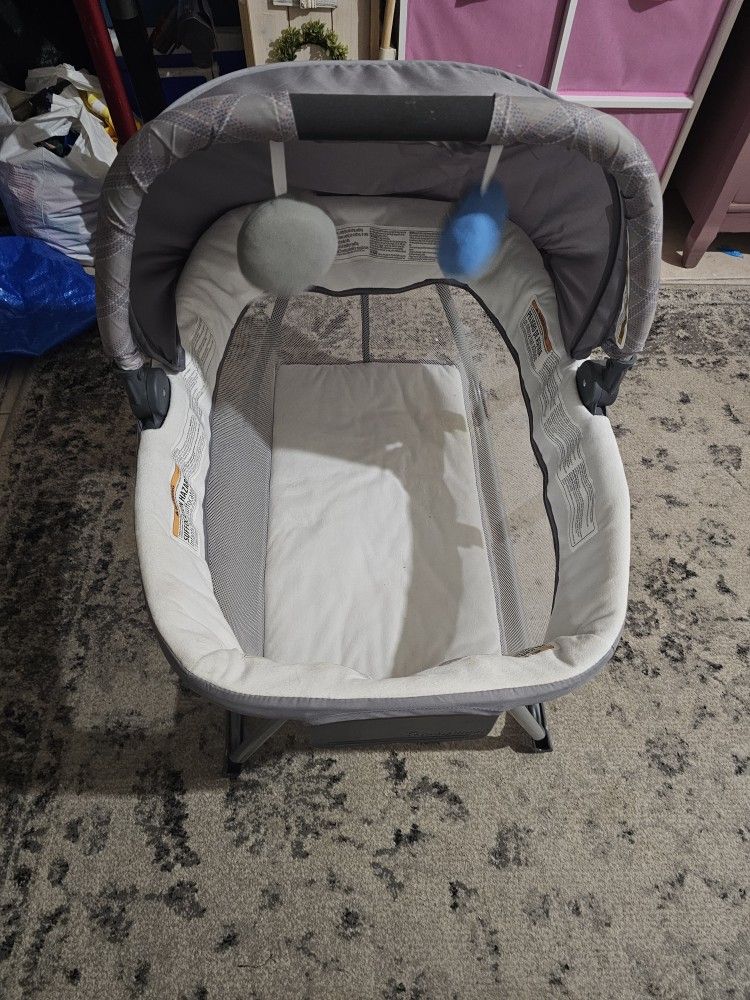 Small Bassinet