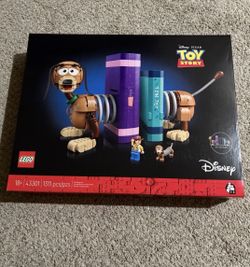 LEGO Toy Story Slinky Dog 43301
