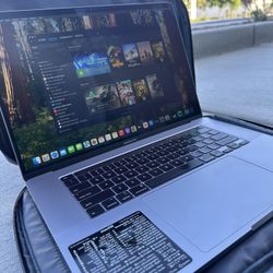 MacBook Pro 16” Almost New  Late 2019 Upgraded 