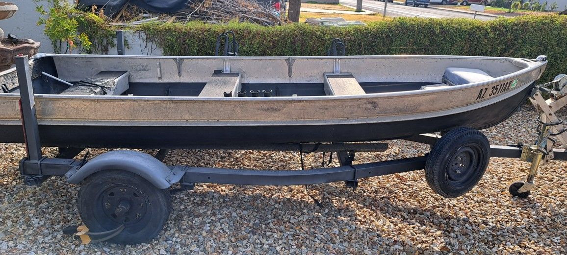 14 Foot Aluminum Fishing Boat