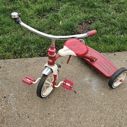 Radio flyer tricycle