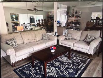 Couch set $100