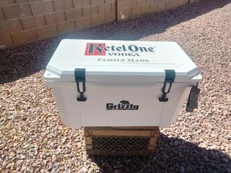 Grizzly cooler