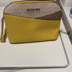 Michael Kors Purse 