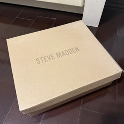 Steve Madden Bosa Black Boots