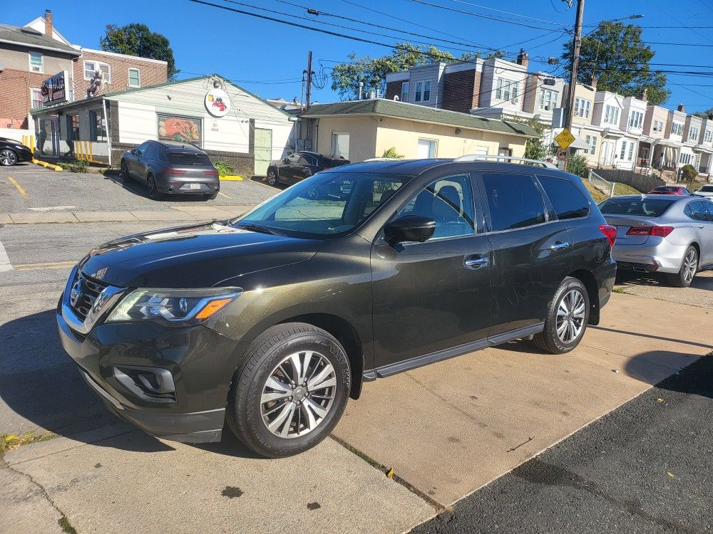 2017 Nissan Pathfinder
