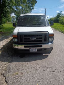 2013 Ford e250