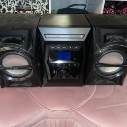 Black web CD stereo system with Bluetooth and aux/line in and USB charger and output