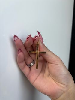 14 KT YELLOW GOLD CROSS
