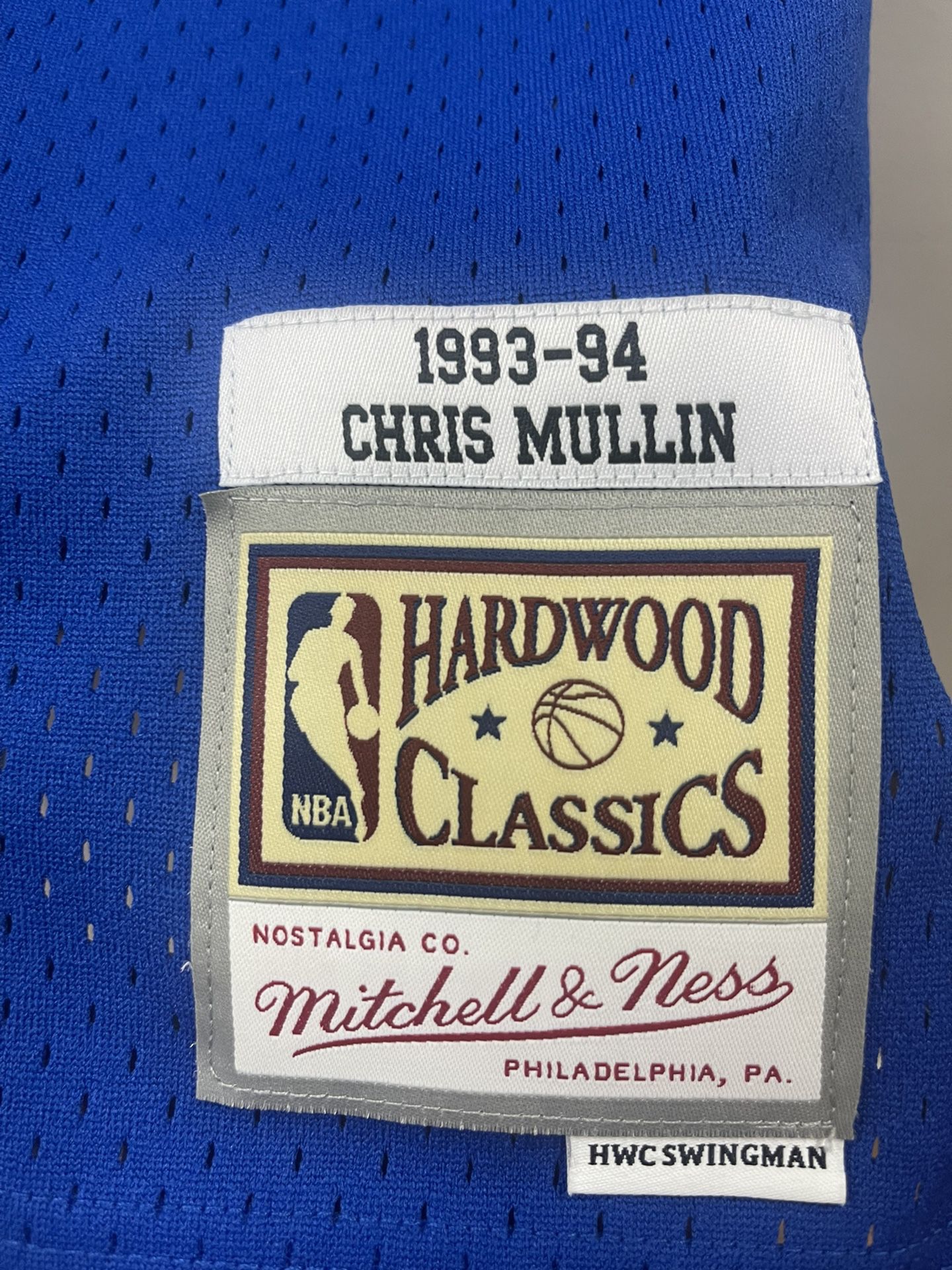 Adidas Hardwood Classics Golden State Warriors Chris Mullin #17 Jersey Size  M for Sale in Joliet, IL - OfferUp