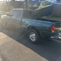 1999 Mazda B-Series Pickup