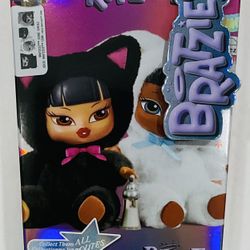 Bratz Collectible Blind Box Soft Plush Cat Bunny Frog Stuffed Animal Toy 2023
