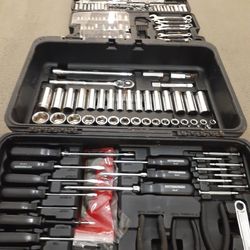 BOX FULL TOOLS GREAT CONDITIONS