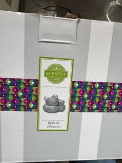 Scentsy Home Wax Warmer Birds of a Feather White New