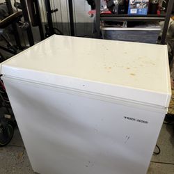 Black & Decker Deep Freezer 
