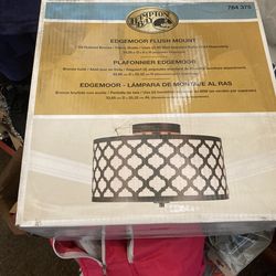 Hampton Bay Edgemoor  Light Fixture 