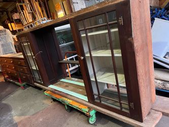 Vintage 1913 Hutch and Drawers